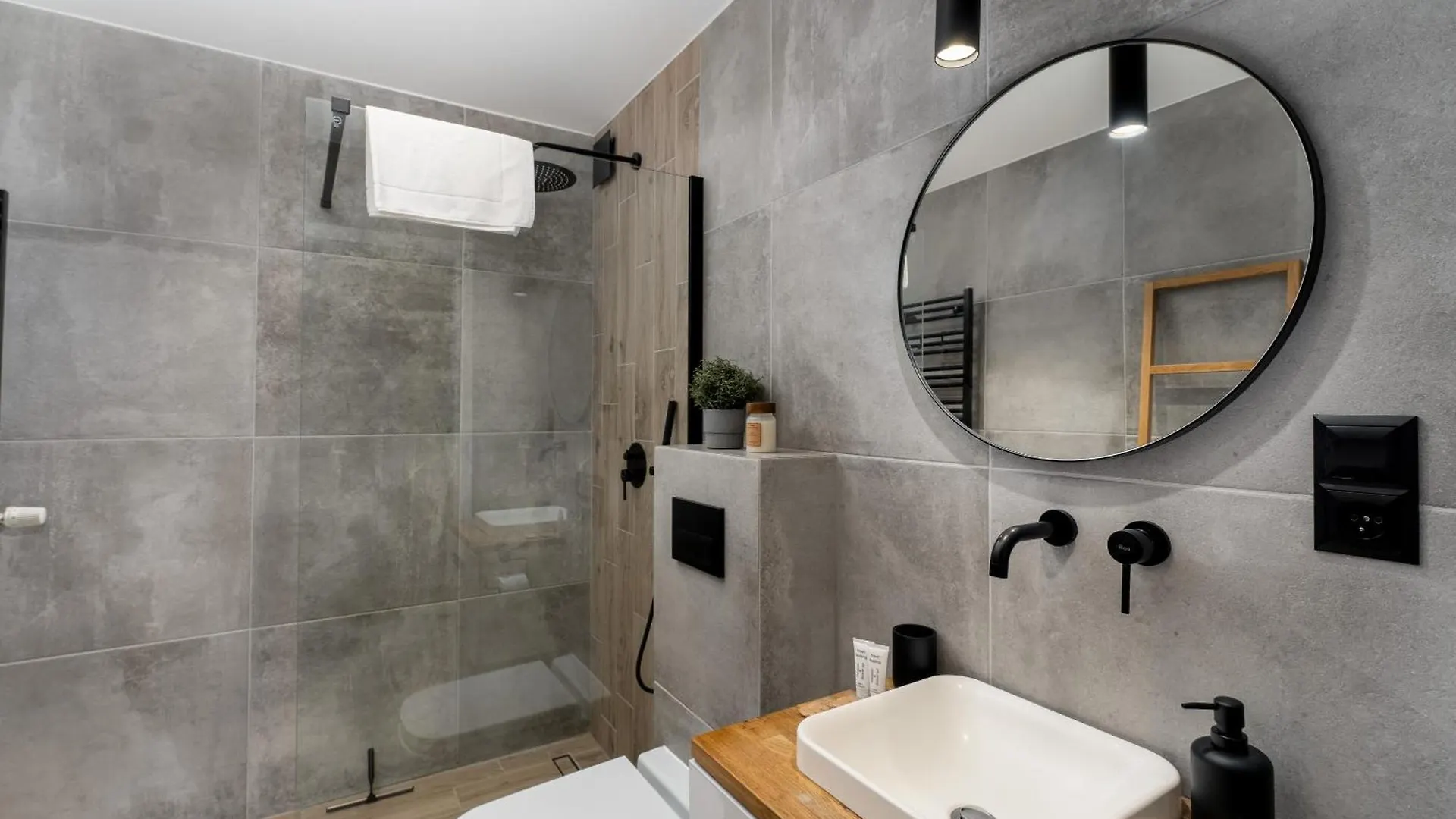 Prandoty Standard Studio Apartment Krakow Poland